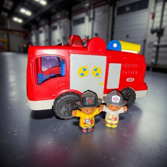 Fisher Price Little People Farmers & Bulldozer Figures - Picture 2 of 8